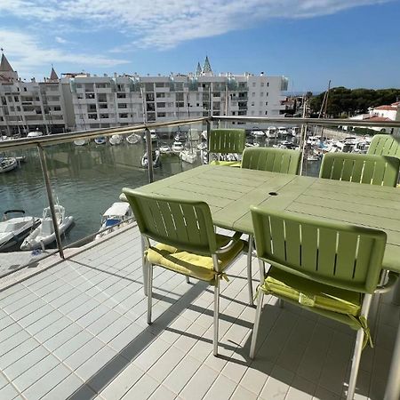Precioso Piso Con Vista Al Canal Y Piscina En Roses Av-69 Bagian luar foto