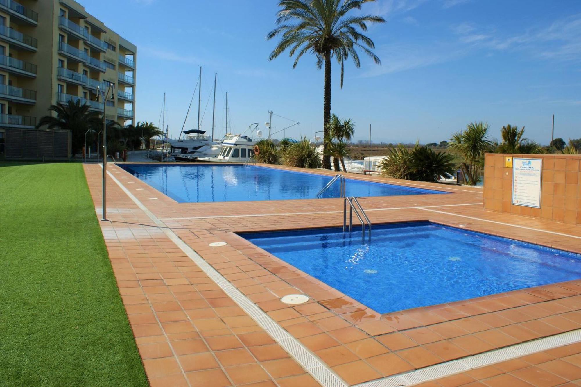 Precioso Piso Con Vista Al Canal Y Piscina En Roses Av-69 Bagian luar foto