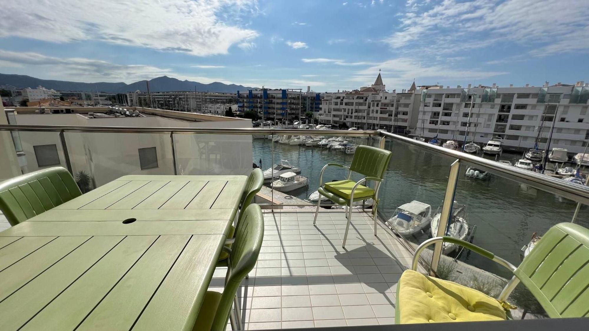 Precioso Piso Con Vista Al Canal Y Piscina En Roses Av-69 Bagian luar foto